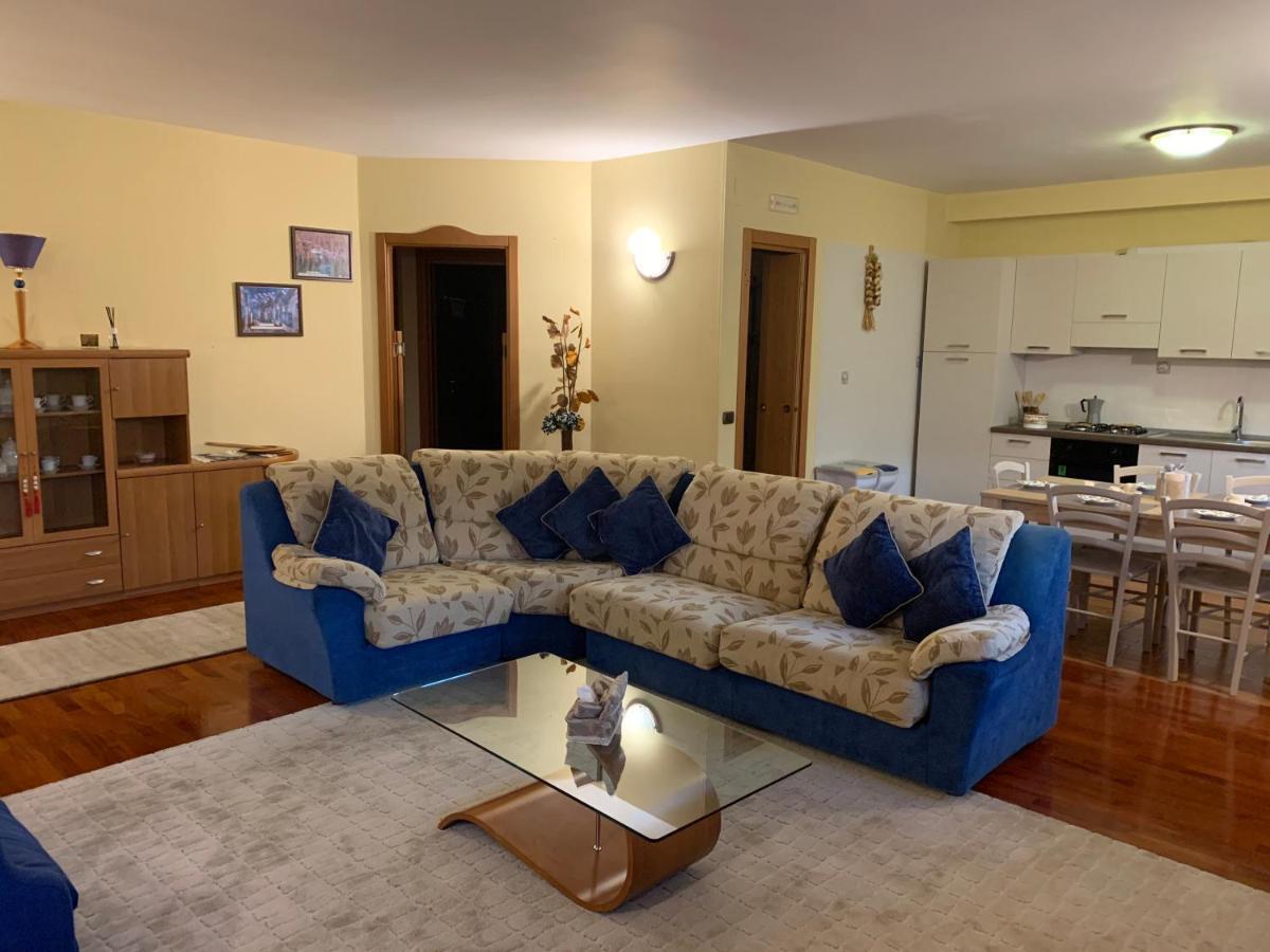 Vacanze In Puglia Pezze Di Greco Eksteriør billede